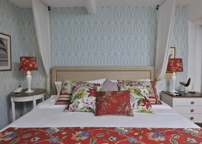 Tw Guaimbe Exclusive Suites